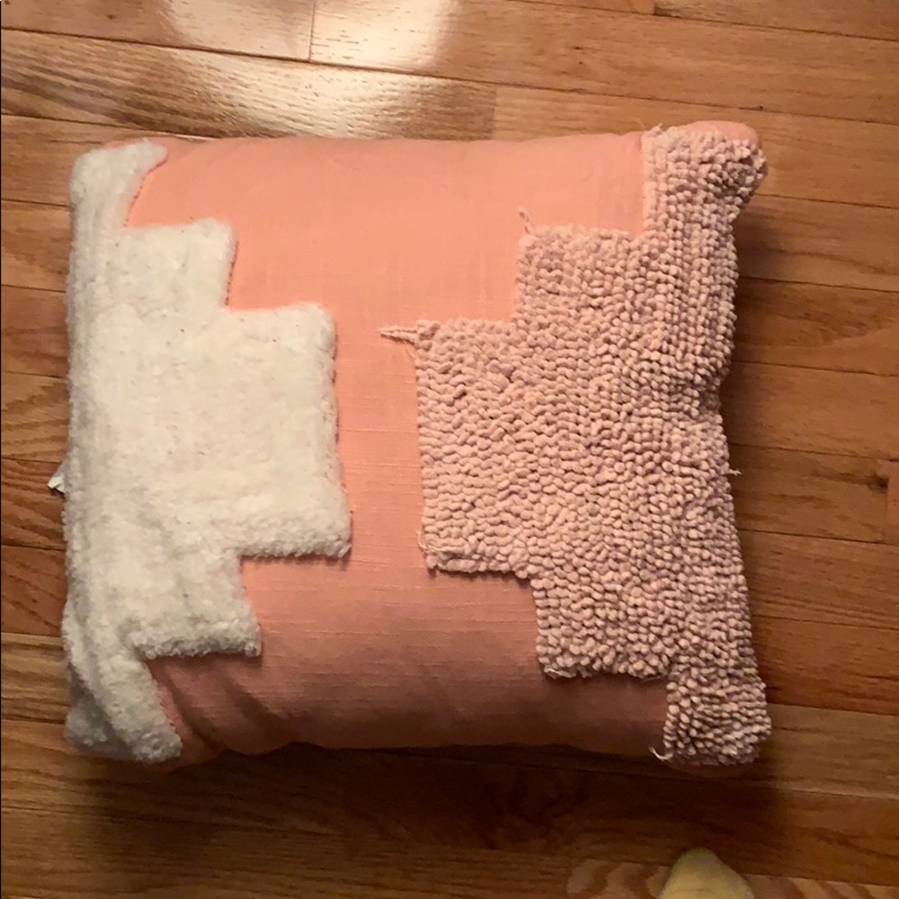 DECORATIVE PILLOW